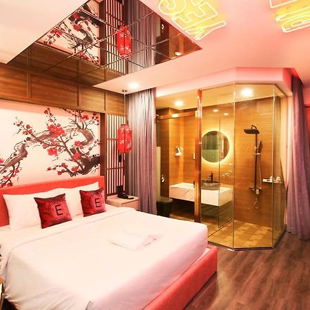 Eros Hotel - Love Hotel مدينة هوشي منه المظهر الخارجي الصورة